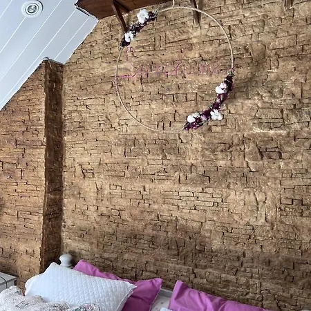 La Table D'elodie לינה וארוחת בוקר 3*