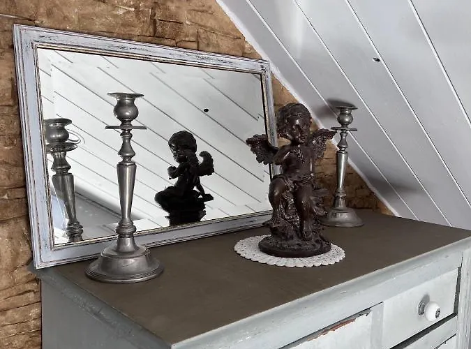 La Table D'elodie فندق مبيت وإفطار 3*